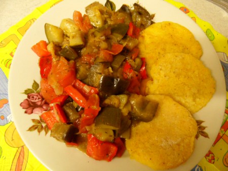 Ratatouille s polentou.